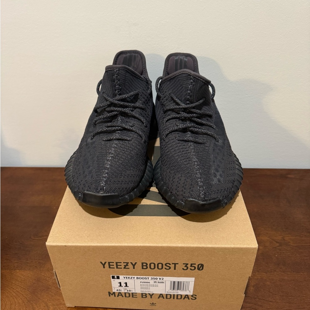 Adidas Yeezy Boost 350 V2 Triple Black